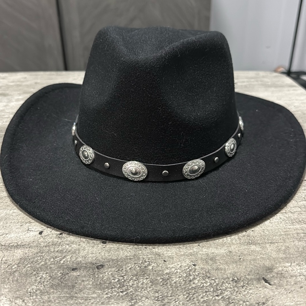 Black Women’s Country Western Cowgirl Hat with silver/black detail. Brand new!